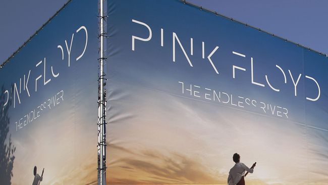 Pink Floyd 'berkolaborasi' dengan fisikawan ternama dunia, Stephen Hawking. Suara Hawking muncul di lagu Talkin' Hawking.
