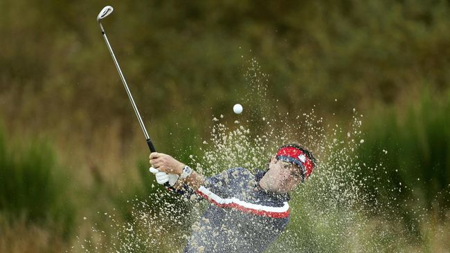 Menurut peneliti, rutin bermain golf mampu meningkatkan harapan hidup alias memperpanjang umur hingga lima tahun.