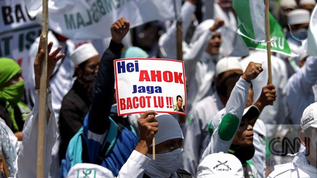 Berdasarkan keterangan Kementerian Dalam Negeri, FPI Jakarta tak memiliki&nbsp;Surat Keterangan Terdaftar (SKT) yang seharusnya dilaporkan ke kementerian.