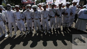 SKB FPI Organisasi Terlarang Ditandatangani 6 Pejabat Tinggi Mendagri, Menkumham, Kepala BNPT, hingga Kapolri menandatangani SKB tentang pembubaran dan penetapan FPI sebagai organisasi terlarang.