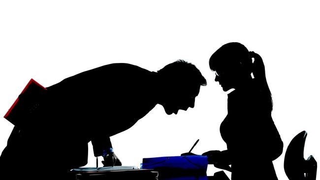 Kasus-kasus kekerasan maupun pelecehan seksual terhadap perempuan semestinya ditangani oleh unit Pelayanan Perempuan dan Anak.