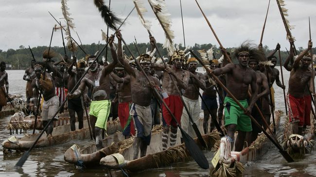 Kemlu: PBB Tak Akan Selidiki Dugaan Pelanggaran HAM di Papua Pemerintah yakin PBB tak akan turun tangan dalam dugaan pelanggaran HAM di Papua karena Kemlu sudah membuka seluruh akses dan informasi yang ada.