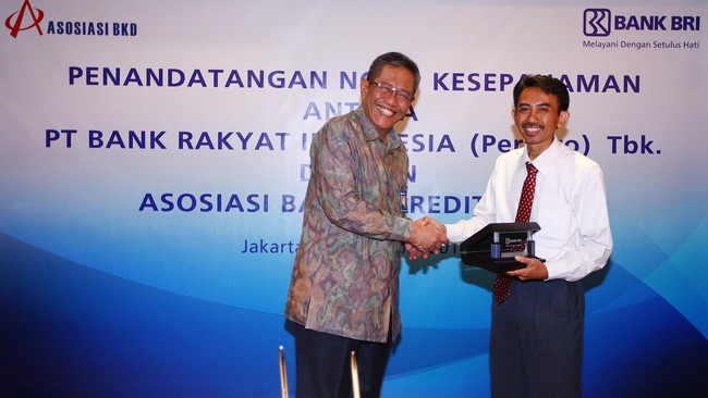 Djarot Kusumayakti dipercaya pemerintah mengemban tugas menjaga stok beras negara di Perum Bulog.