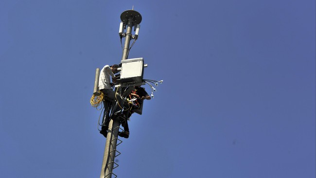 Meski siap mengikuti lelang spektrum 2,1 GHz dan 2,3 GHz, Tri menyatakan lebih tertarik mengikuti lelang dua blok di frekuensi 2,1 GHz.