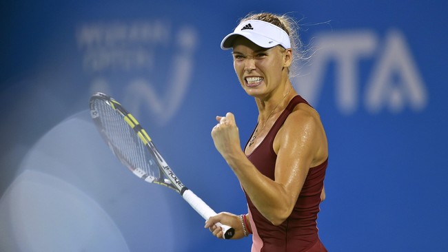 Mantan petenis nomor satu dunia yang menggemari Liverpool, Caroline Wozniacki, berkata ia kecewa karena Steven Gerrard diizinkan meninggalkan klub.