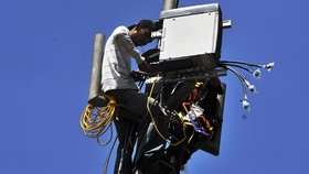 Tata Ulang Frekuensi 4G LTE Dimulai dari Papua