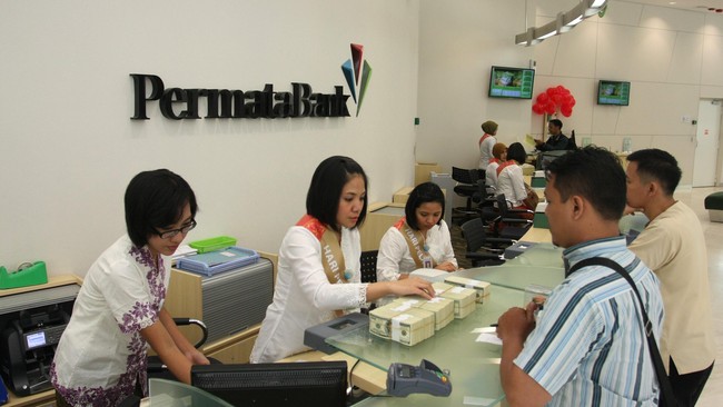 Perbankan Indonesia hanya dikuasai 9 bank besar yang bisa menentukan suku bunga kredit dan deposito secara industri, praktek ini dianggap kartel dan merugikan