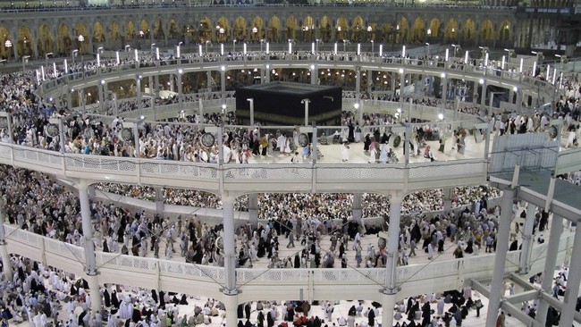 Informasi yang benar kata Menteri Agama Lukman Syaifuddin ialah pemerintah sedang memperbaiki sistem dan manajemen penyelenggaraan ibadah umrah. 