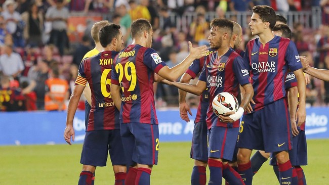 Claudio Bravo menunjukkan kualitas sebagai kiper yang pas bagi Barcelona. Ia melewati rekor menjaga keperawanan gawang yang belum pecah sejak musim 1977/78.