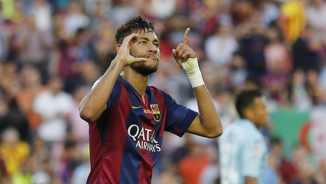 Penyerang asal Brasil, Neymar, hanya duduk di bangku cadangan ketika Barcelona mengalahkan Almeria 4-0 di Camp Nou pada lanjutan La Liga, Rabu (8/4).