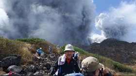 Hal-hal yang Perlu Diantisipasi Saat Plesir ke Gunung Berapi