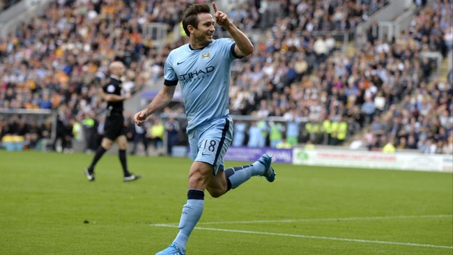 Frank Lampard cedera saat Manchester City bertemu Hamburg dalam laga persahabatan, Rabu (21/1). Pellegrini berharap Lampard pulih dan dapat bermain pekan ini.
