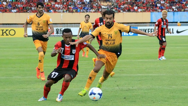 Kiper kedua klub sama-sama tampil impresif di babak pertama semifinal LSI. Deniss Romanovs dan Dede Sulaiman mampu melakukan sejumlah penyelamatan penting.