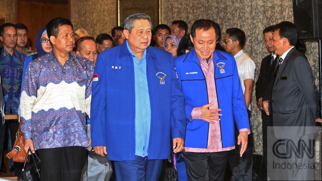 Demokrat bertekad untuk kembali ke zaman keemasannya dan memenangi Pemilu 2019. Caranya: menjadikan SBY sebagai ketua umum Demokrat lagi.