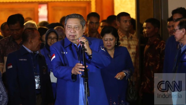 Menteri Tjahjo berencana marathon raker dengan DPR RI malam ini. Dia yakin, DPR tak akan mempermalukan SBY sebagai penggagas keluarnya Perppu Pilkada.