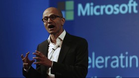 Bisnis 'Awan' Tingkatkan Pendapatan Microsoft