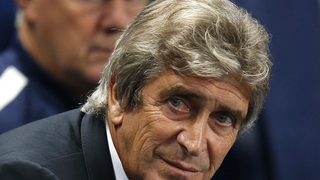 Berhasil menambah raihan poin dan menempati posisi kedua klasemen sementara, Manchester City ingin menggeser Chelsea dari pemuncak klasemen Liga Inggris.