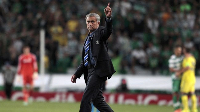 Pertandingan antara Paris Saint-Germain (PSG) dan Chelsea dalam babak 16 besar Liga Champions dini hari nanti. Ada pertarungan antara dua ego di sana.