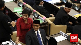Ketika Kursi Dewan Diisi Pelakon Hiburan