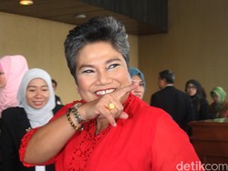 Canda Ribka Tjiptaning ke Wamenkes: Umur Berapa Pak Dokter?