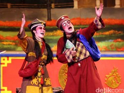 Teater Koma Undur Lagi Pentas Sampek Engtay sampai 10 - 11 Juli