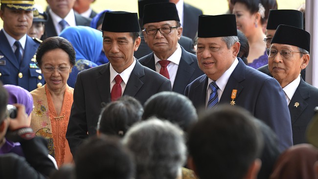 "Partai Demokrat dengan rendah hati mengingatkan, Jokowi perlu mengembangkan sense of reality agar tak diseret menjauh dari kekuatan politik moderat."