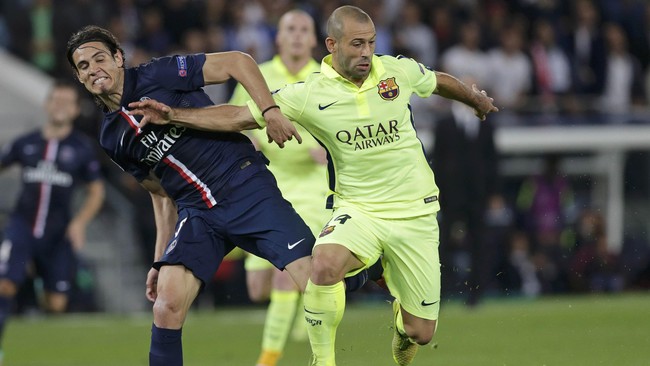 Rekor Barcelona ternoda di Paris. Barca mengalami kekalahan dan kebobolan untuk kali pertama di bawah asuhan pelatih Luis Enrique usai kalah 2-3 dari PSG.