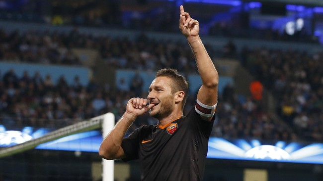 Francesco Totti butuh satu lagi untuk menjadi top skor derby Roma di Serie A Italia sepanjang masa. Rekor itu bisa ia cetak dalam derby Roma akhir pekan nanti.
