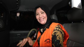 Bekas Wali Kota Palembang Mengaku Tak Tahu Istrinya Suap Akil