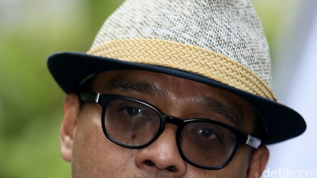 PDI Perjuangan secara tegas tidak akan memberikan satupun jatah kursi menteri pascakejadian merapatnya Demokrat ke KMP dalam pemilihan paket pimpinan DPR RI