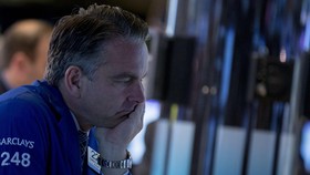 Bursa Wall Street Terkoreksi Jelang Rilis Data Pekerjaan AS