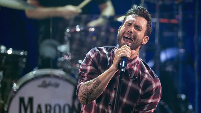 Lagu Hey Jude jadi persembahan khusus Adam Levine demi mantan muridnya di The Voice yang meninggal ditembak pada 2016 lalu, Christina Grimmie.