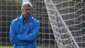 Wenger dan Sosok Seperti John Terry yang Kian Langka