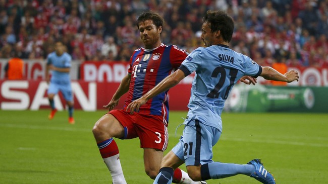 Gelandang Bayern Munich, Xabi Alonso, memberikan nasehat kepada para pemain muda yang memilih untuk pindah ke klub-klub raksasa Eropa.