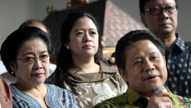 Rapat paripurna pemilihan Ketua Majelis Permusyawaratan Rakyat diwarnai interupsi.