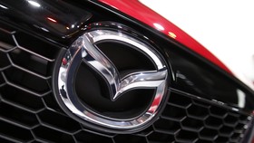 Mazda, Bentley, Lambo Tak Akan Ikut Serta Paris Auto Show