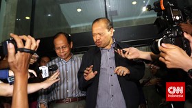 Diperiksa Kasus Korupsi ESDM, Sutan Bhatoegana Tak Mau Komen