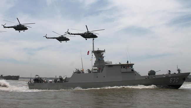 Anggaran disesuaikan dengan visi maritim Jokowi untuk memperkuat pertahanan laut. Jokowi juga berpesan kepada Ryamizard untuk mengamankan tol laut.