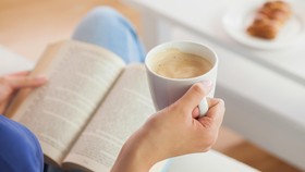 'Terhanyut' Saat Membaca Novel Bisa Tingkatkan Fungsi Otak