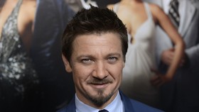 Jeremy Renner Harus Bayar Rp248 Juta Per Bulan untuk Anak