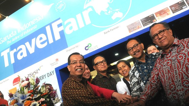 Demi meningkatkan jumlah&nbsp;konsumen, Garuda Indonesia meresmikan&nbsp;kantor penjualan tiket pertama&nbsp;yang beroperasi 24 jam penuh di&nbsp;Jakarta Pusat.