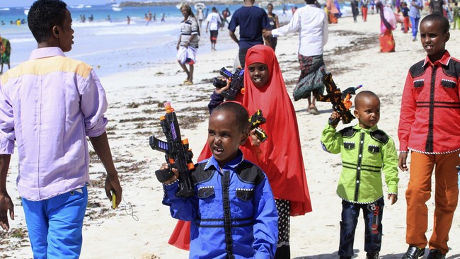 Konflik yang mendera Somalia terus-menerus membuat perekonomian negara ini jauh tertinggal. Hadirnya mesin ATM di Mogadishu diharapkan menjadi pertanda baik