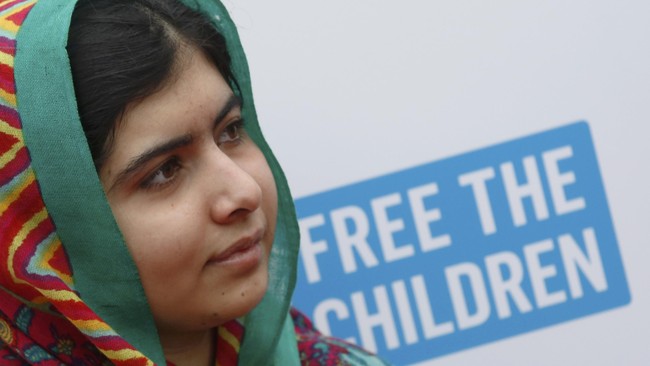 Malala Yousafzai, penerima Nobel Perdamaian, meminta Aung San Suu Kyi yang juga mendapatkan penghargaan tersebut untuk mengecam persekusi terhadap Rohingya.