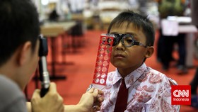 Mata Minus atau Myopia Mengintai Anak, Deteksi Gejalanya Sejak Dini