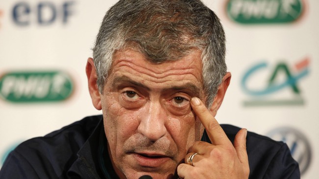 Fernando Santos tak mau meratapi kekecewaan dan memilih untuk menatap pertandingan melawan Hungaria yang dianggap seperti laga final.