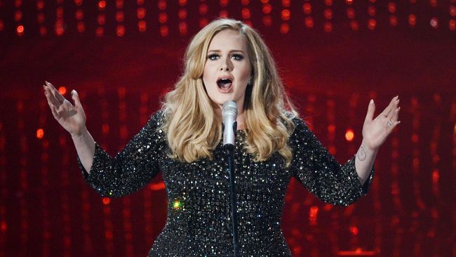 Ketakutan Adele akan konser juga ditambah dengan masa tahun ajaran baru yang akan segera dijalani oleh putranya.