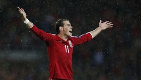 Fans ManUnited Enggan Terima Bale