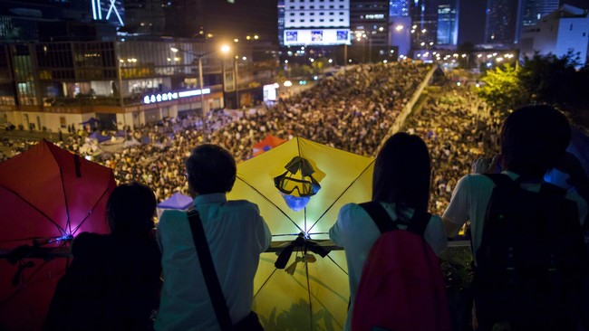 Gerakan pelajar akan mengadakan jajak pendapat dengan sistem elektronik untu&nbsp;demonstran pro-demokrasi Hong Kong pada Minggu (26/10).