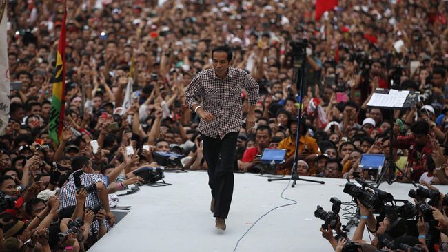 Presiden Joko Widodo mengaku akhir-akhir ini gemar mendengarkan musik dangdut. Ia menyebut jenis musik itu bisa dinikmati semua kalangan di Indonesia.