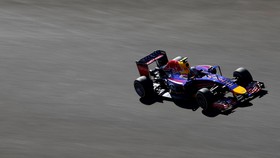 Tekanan untuk Ricciardo Jelang Musim Balap 2015